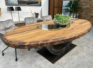 Esszimmertische mit Massivholz-Tischplatte Esszimmertische mit Massivholz-Tischplatte