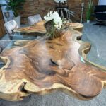Tisch aus Holz mit Glaseinlage Esstisch Lakeside Suar