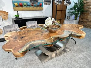 Tisch aus Massivholz Esstisch Lakeside Suar