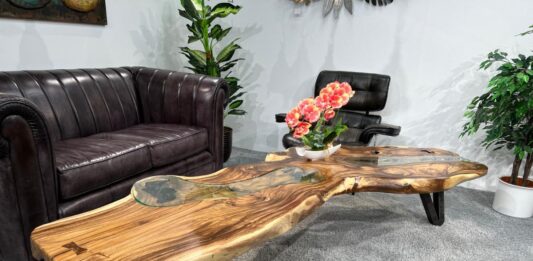 Außergewöhnliche Massivholztische im Naturdesign Außergewöhnliche Massivholztische im Naturdesign