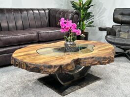 Unique solid wood coffee table „Fusion made of reclaimed wood“ Article unique solid wood coffee table Fusion