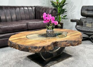 Unikat Massivholz-Couchtisch „Fusion aus Altholz“ Beitrag Unikat Massivholz-Couchtisch Fusion