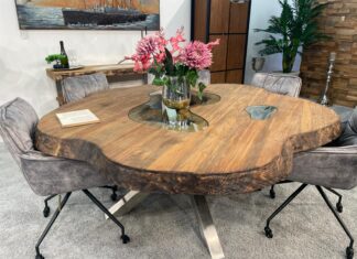 Massivholz-Esstisch aus recyceltem Holz „Natural Eternia“ Massivholz-Esstisch aus recyceltem Holz Natural Eternia