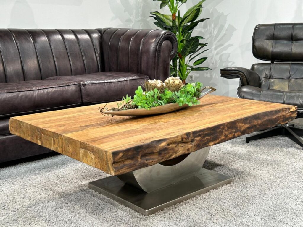 Der Couchtisch aus Holz für den gehobenen Anspruch Unikat Couchtisch aus Massivholz Deep Island