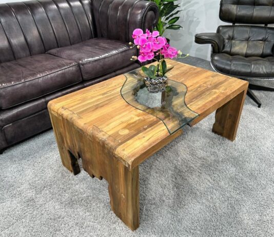 Couchtische und Esstische in Handarbeit gefertigt! Couchtische und Esstische in Handwerkskunst gefertigt!