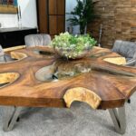 Einzigartige Tische aus massivem Holz!