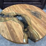 Massivholztisch aus recyceltem Teak Eternia