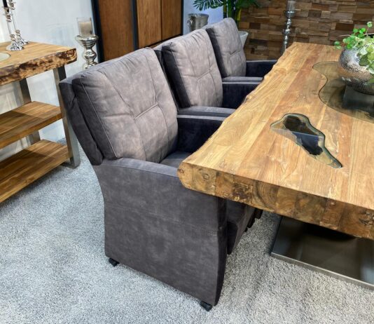 La chaise adaptée à la table ! La chaise adaptée à la table