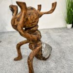 Skulptur aus Massivholz Ameise