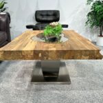 Massivholz Traum-Couchtisch Deep Island