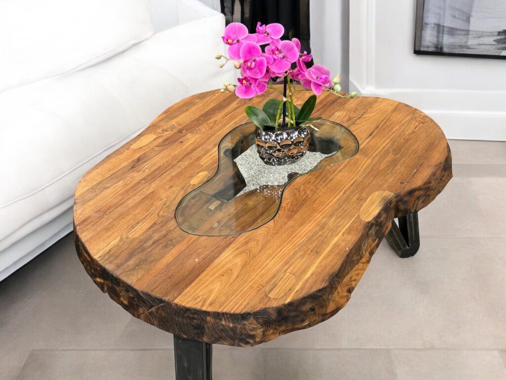 Wohnzimmertisch aus Altholz – Serie „Atoll“ Couchtisch aus recyceltem Holz