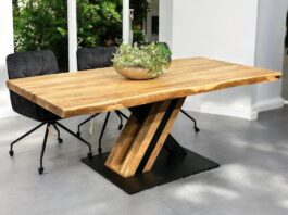 Dining table CANYON Dining table Canyon made of acacia
