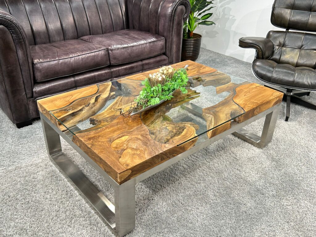 Wohnzimmertisch aus Massivholz Wohnzimmertisch aus Massivholz