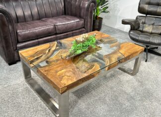 Wohnzimmertisch aus Massivholz Wohnzimmertisch aus Massivholz