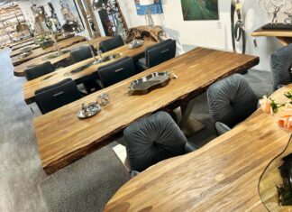 Massivholz Esszimmertisch :: Die Kollektion 2025 Massivholz Esszimmertisch Deep Island