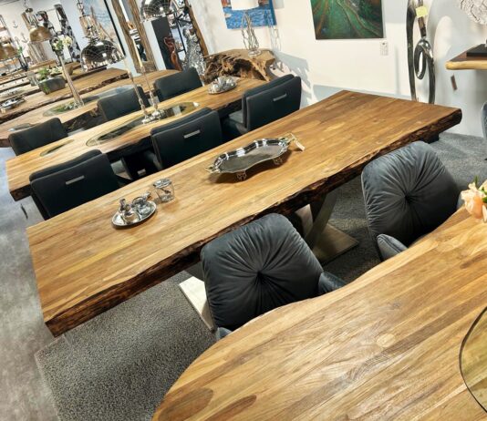 Table à manger en bois massif :: La collection 2025 Massivholz Esszimmertisch Deep Island