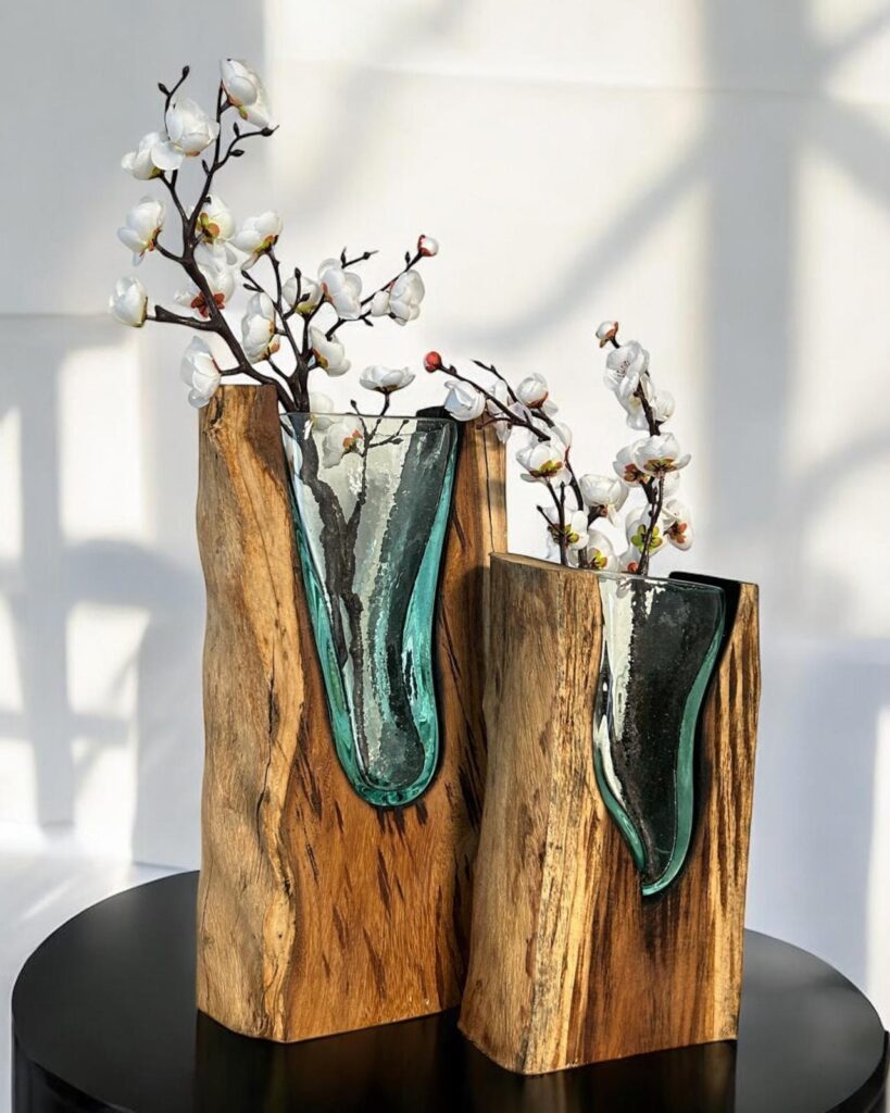 Glasvase mit Holz :: Glaskunst in Perfektion Vase geschmolzenes Glas