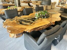Exklusiver Esstisch aus Baumscheiben von GERKEN Wohndesign Exklusiver Esstisch aus Baumscheiben "Expression"