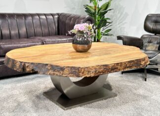 Massiver Wohnzimmertisch FUSION Massiver Wohnzimmertisch aus Holz