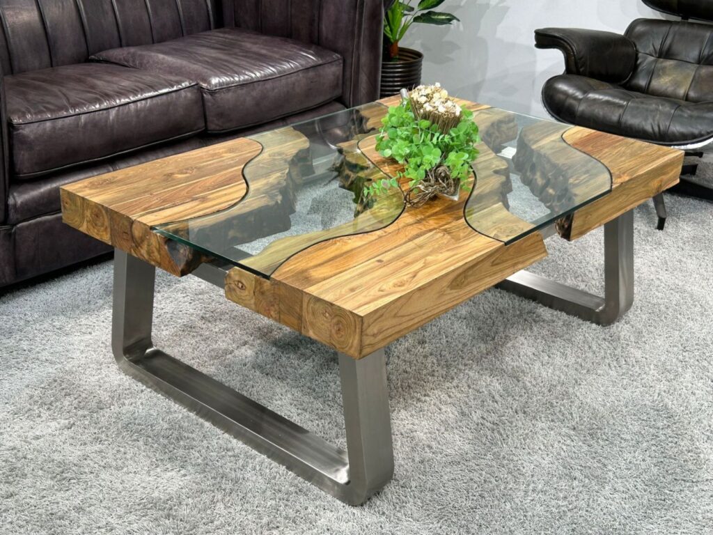 Couchtisch eckig,... wenn´s etwas Besonderes sein soll Couchtisch eckig WILD LANSCAPE aus Holz