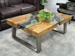 Couchtisch eckig,… wenn´s etwas Besonderes sein soll Couchtisch eckig WILD LANSCAPE aus Holz