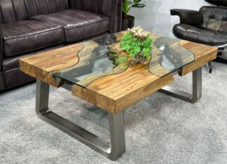 Couchtisch eckig,… wenn´s etwas Besonderes sein soll Couchtisch eckig WILD LANSCAPE aus Holz