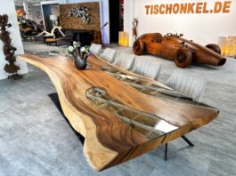 Baumstammtisch LAKESIDE mit Baumkante Baumstammtisch LAKESIDE