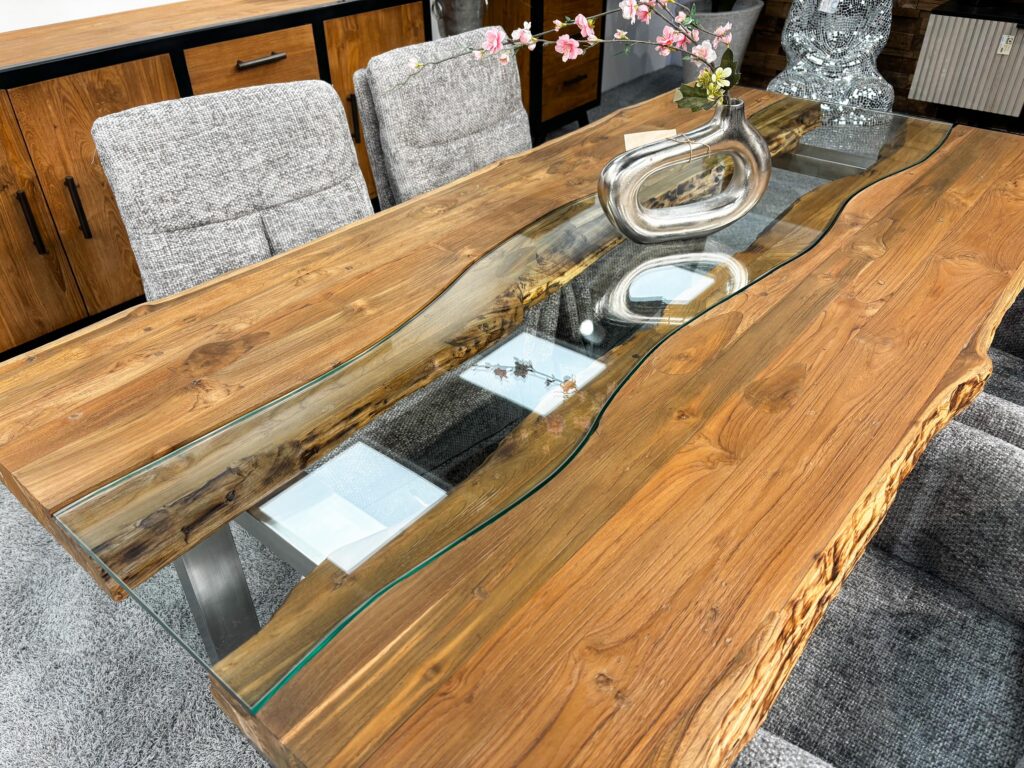 Holzdesign mit Glas