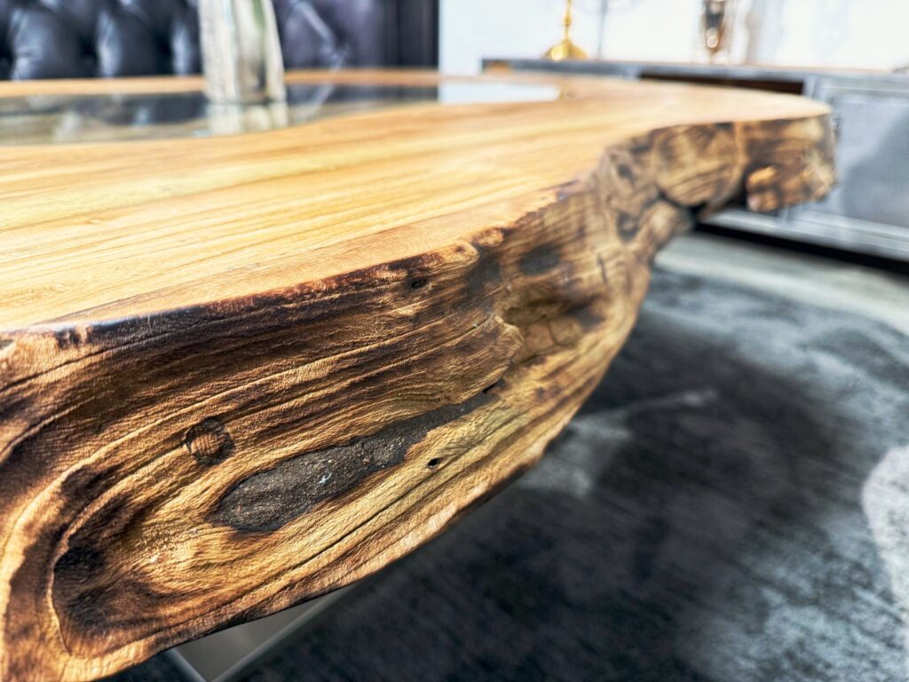 Design Couchtisch FUSION Naturdesign Wildkante
