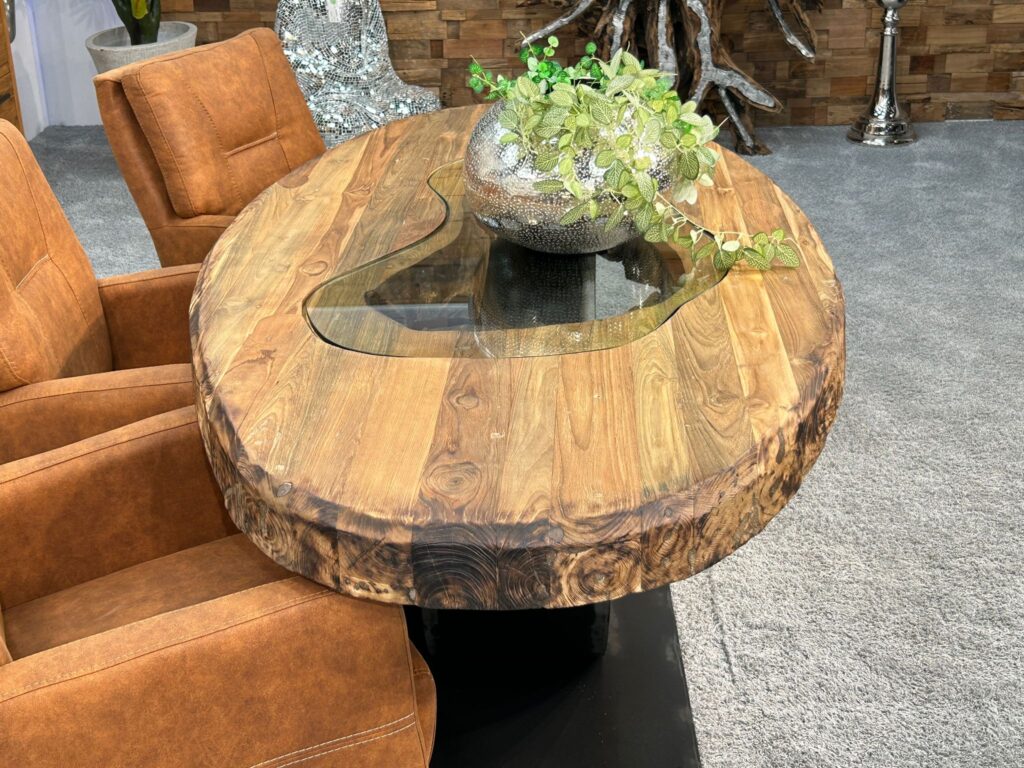 Ovale Esstische aus Holz im Industriedesign Esszimmertisch oval