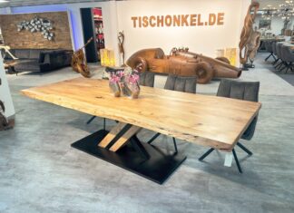 Günstiger Esstisch – worauf solltest Du achten? Günstiger Esstisch aus Massivholz