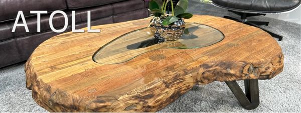 Massiver Couchtisch (oval) in Nierenform aus Holz