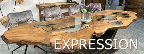 Beeindruckender Esstisch Expression aus massivem Holz mit Baumkante