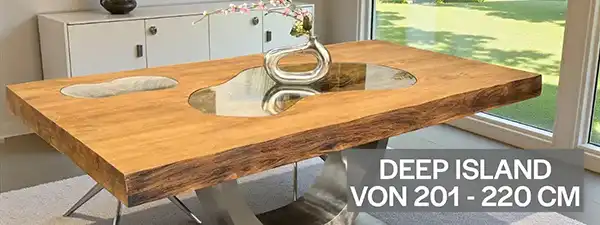 Massiver Esstisch Deep Island in 201 bis 220 cm Länge aus recyceltem Teakholz. Handgefertigt, vollmassive 10 cm Platte, verschiedene Gestelle, schnelle Lieferung. Jetzt bei tischonkel.de entdecken.