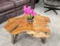 Preview: Couchtisch aus Teakholz mit Glasdetails, 97 x 65 x 38 cm.