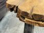 Preview: Couchtisch aus Baumstamm, runde Form, Holzmaserung sichtbar