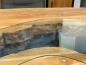Preview: Ovaler Designtisch aus Massivholz und vollmassiver Tischplatte