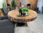 Preview: Ovaler Designtisch aus Massivholz und vollmassiver Tischplatte