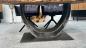 Preview: Tischuntergestell aus Metall unter Esstisch aus recyceltem Holz