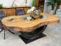 Preview: Massiver Holztisch Fusion aus recyceltem Holz