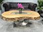 Preview: Couchtisch mit ovaler Form aus Holz