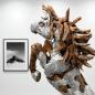 Preview: Skulptur steigenes Pferd aus Holz Lobby Hotel Eingangsbereich Dekoration