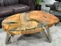 Preview: Sofatisch aus einem massiven Baumstamm