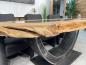 Preview: Vollmassiver Luxustisch aus Baumscheiben Expression mit orgnischer Form