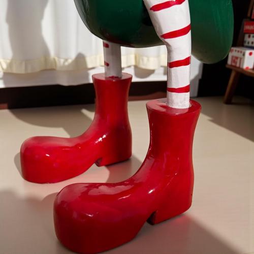 Dekoration aus Holz Ente in grünen Weihnachtsanzug