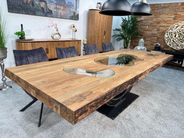 Design Massivholztisch aus recyceltem Altholz "Deep Island"