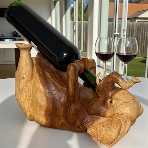 Holzskulptur Elefant Flaschenhalter massivholz