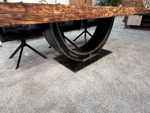 Holztisch massiv edler Esstisch