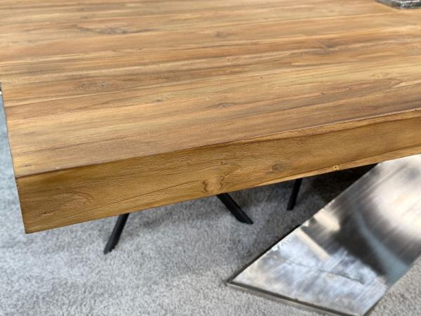 Eckiger Holztisch für das Wohnzimmer 220 cm