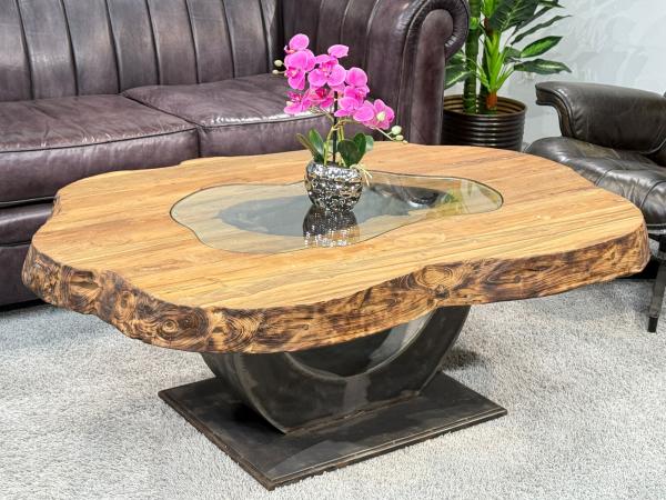 Couchtisch vollholztisch fusion baumkantentisch